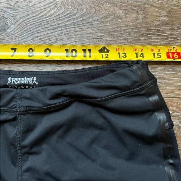 Running Room Jogger Pants Size Small - Picture 4 of 7